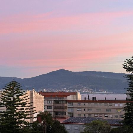 Moderno Apartamento Con Vistas A La Ria De Vigo Exteriör bild