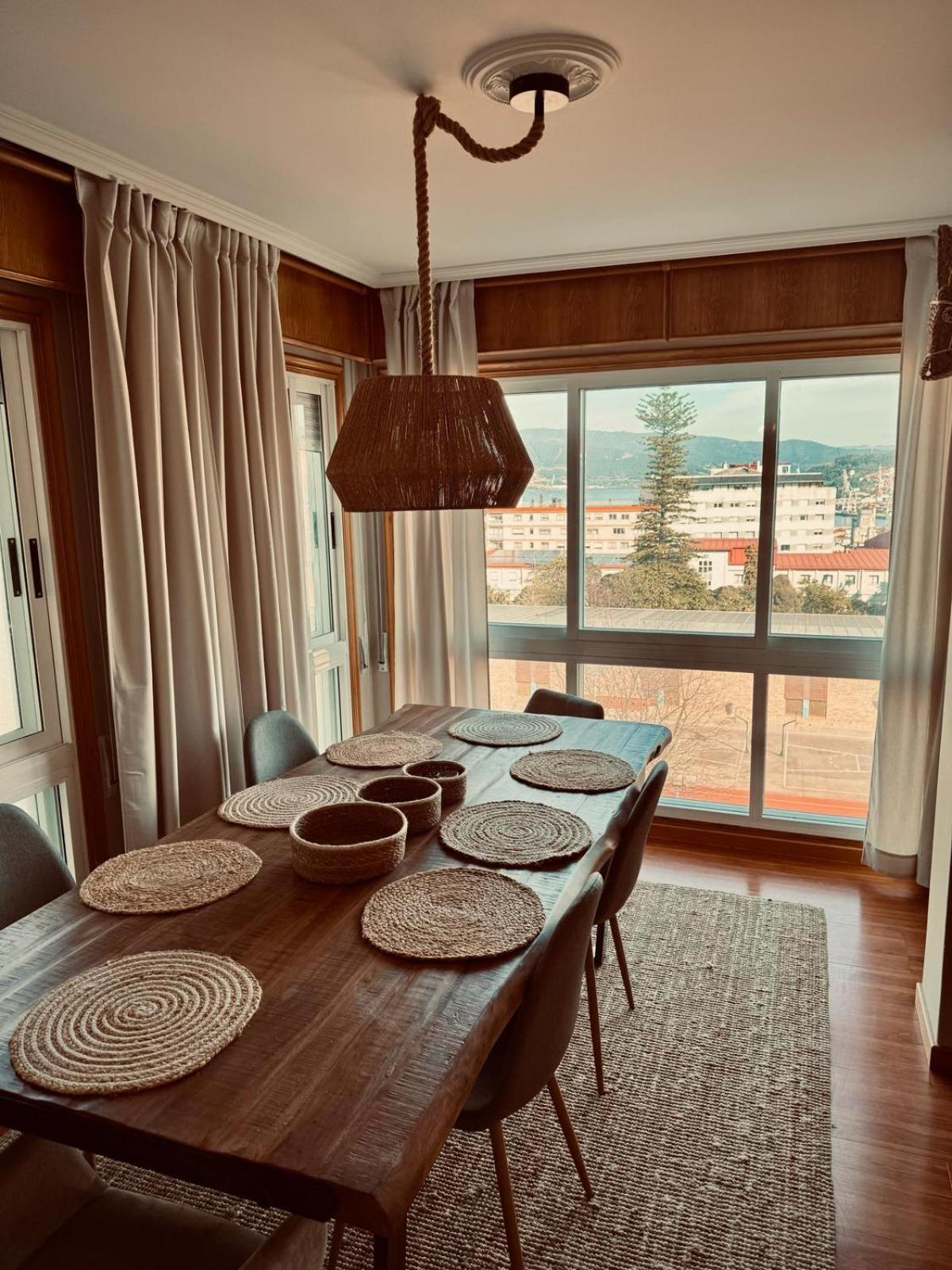 Moderno Apartamento Con Vistas A La Ria De Vigo Exteriör bild